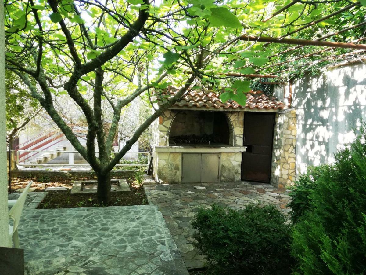 Apartments Martina Нівице Екстер'єр фото