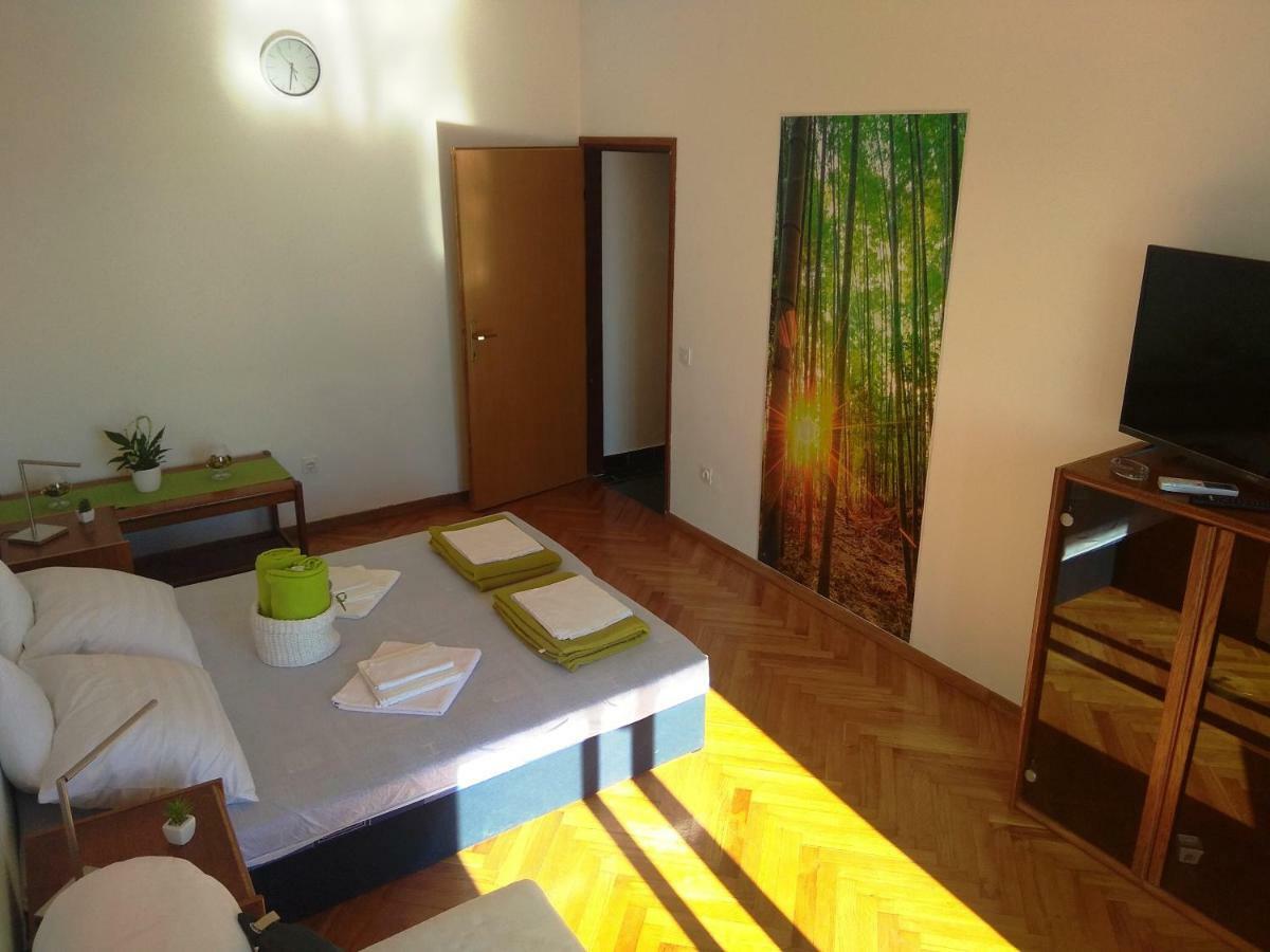 Apartments Martina Нівице Екстер'єр фото